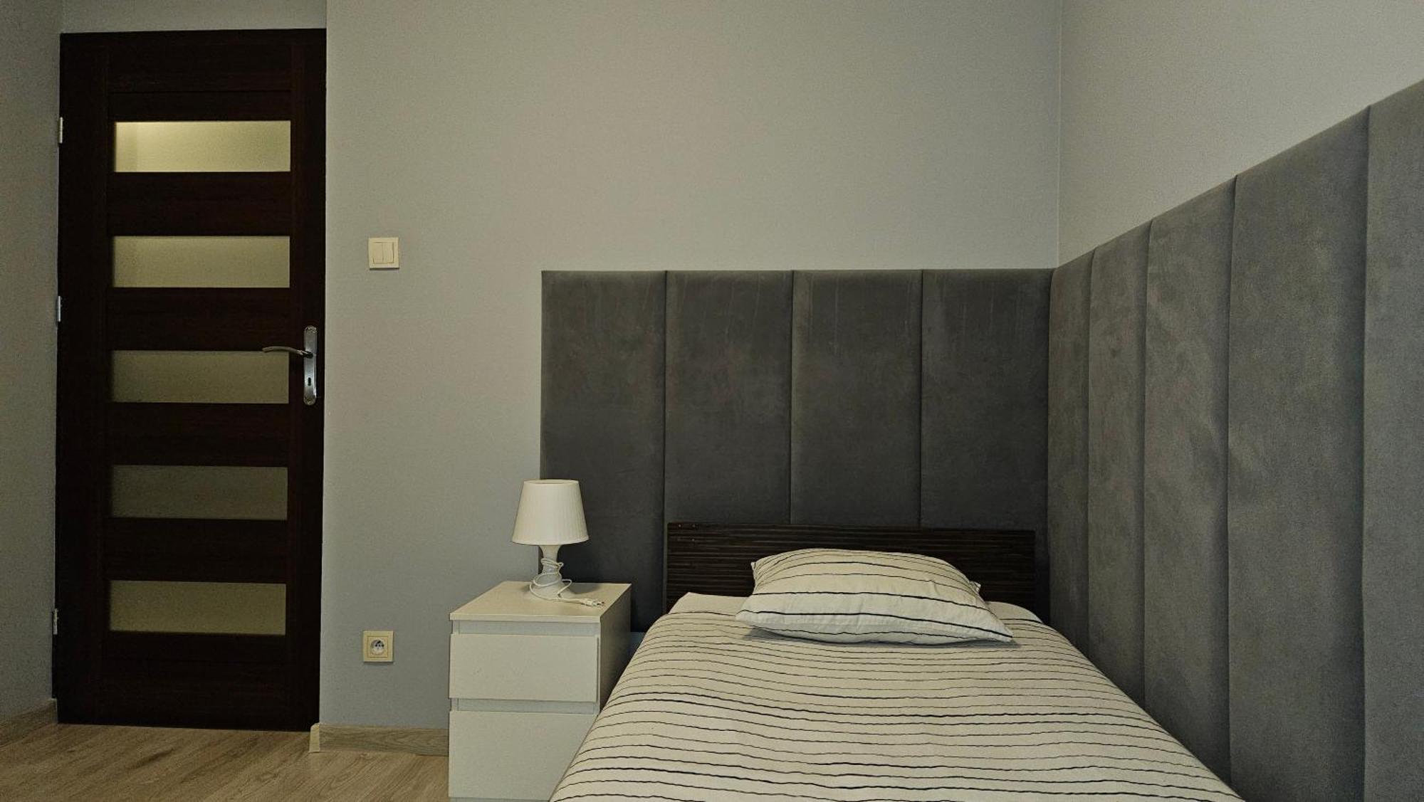 Jedenastka Apartman Płock Kültér fotó